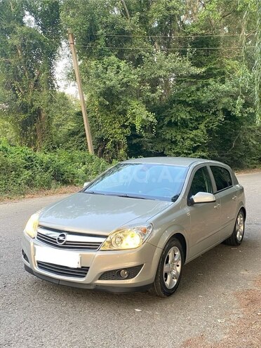 Opel Astra 2007, 247,000 km - 1.4 л - Bakı