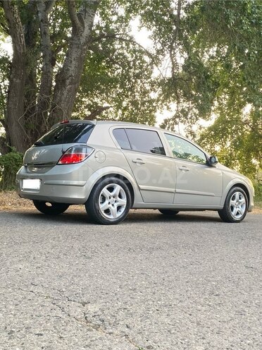 Opel Astra 2007, 247,000 km - 1.4 л - Bakı