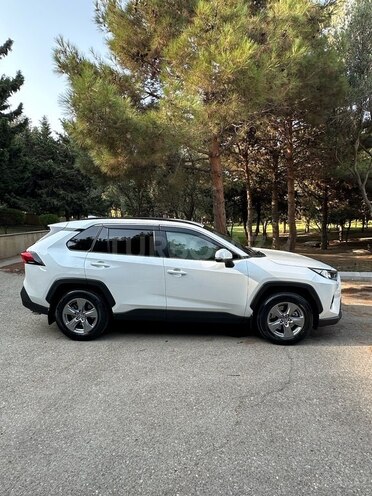 Toyota RAV4 2024, 14,000 km - 2.5 l - Bakı