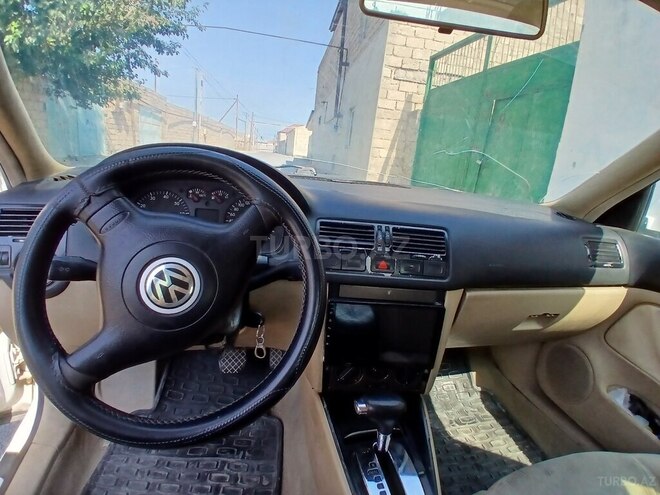 Volkswagen Bora 2000, 342,000 km - 2.0 l - Bakı