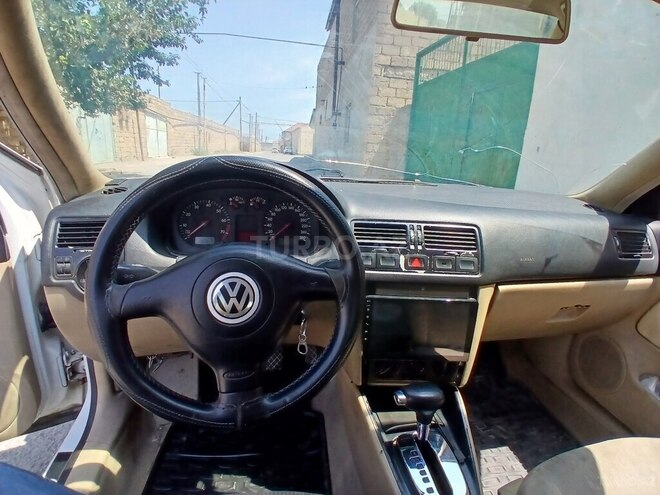 Volkswagen Bora 2000, 342,000 km - 2.0 l - Bakı