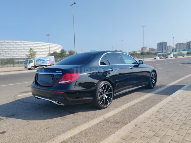 Mercedes CLE 300 4MATIC 2017, 130,000 km - 2.0 l - Bakı