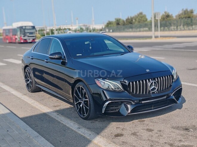 Mercedes CLE 300 4MATIC 2017, 130,000 km - 2.0 l - Bakı