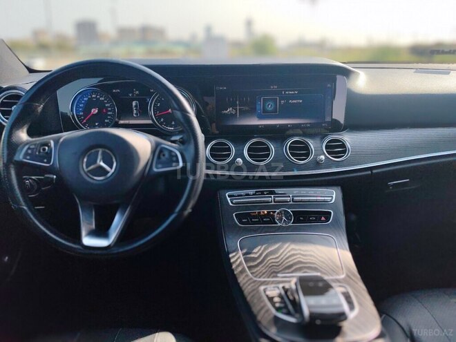 Mercedes CLE 300 4MATIC 2017, 130,000 km - 2.0 l - Bakı