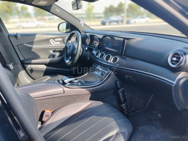 Mercedes CLE 300 4MATIC 2017, 130,000 km - 2.0 l - Bakı