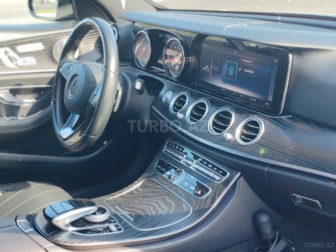 Mercedes CLE 300 4MATIC 2017, 130,000 km - 2.0 l - Bakı