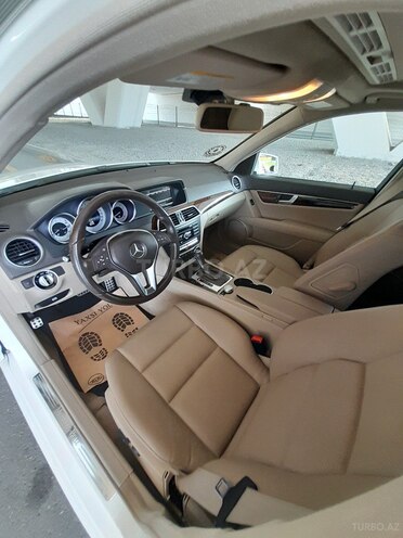 Mercedes C 250 2014, 169,780 km - 1.8 l - Bakı