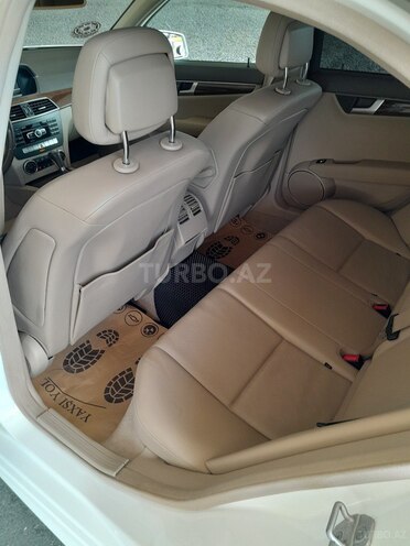 Mercedes C 250 2014, 169,780 km - 1.8 l - Bakı