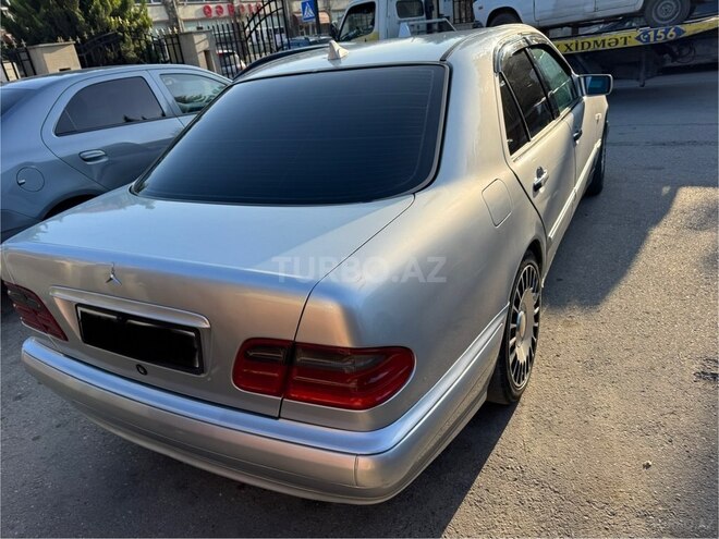 Mercedes E 230 1998, 333,000 km - 2.3 l - Bakı