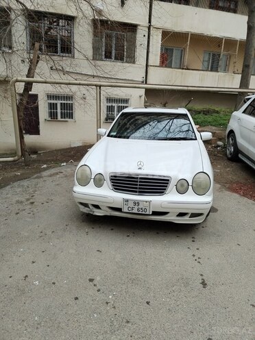 Mercedes E 320 2000, 265,000 km - 3.2 л - Bakı