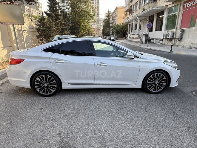 Hyundai Grandeur 2015, 241,502 km - 2.2 л - Bakı