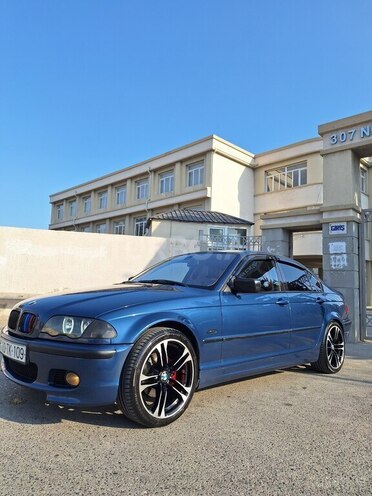 BMW 318 2001, 30,000 km - 2.0 l - Bakı
