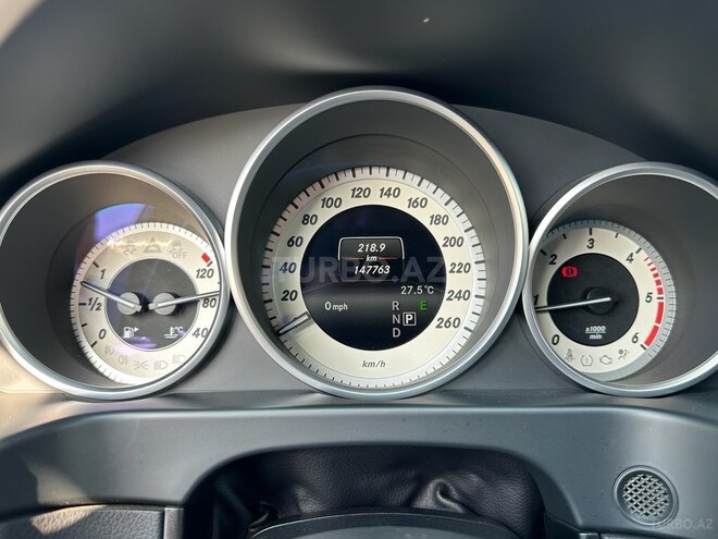 Mercedes E 220 d 2015, 147,000 km - 2.2 l - Bakı