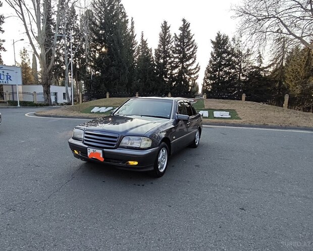 Mercedes C 220 1995, 447,000 km - 2.2 l - Mingəçevir