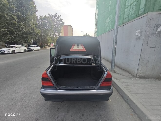 Mercedes C 220 1995, 447,000 km - 2.2 l - Mingəçevir