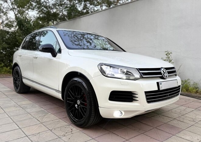 Volkswagen Touareg 2010, 278,000 km - 3.6 л - Bakı