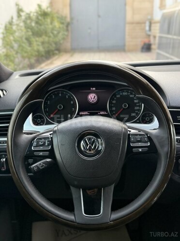 Volkswagen Touareg 2010, 278,000 km - 3.6 л - Bakı