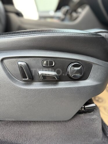 Volkswagen Touareg 2010, 278,000 km - 3.6 л - Bakı
