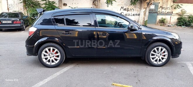 Opel Astra 2006, 260,000 km - 1.4 l - Bakı