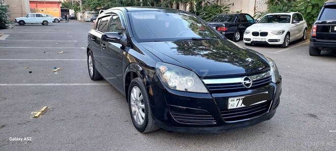 Opel Astra 2006, 260,000 km - 1.4 l - Bakı