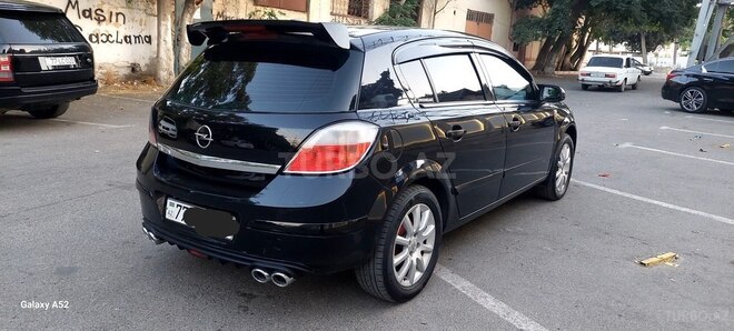 Opel Astra 2006, 260,000 km - 1.4 l - Bakı