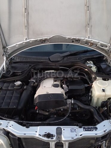 Mercedes C 200 1997, 373,000 km - 2.0 l - Şirvan