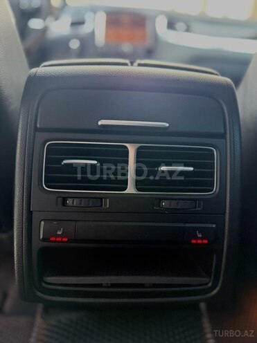 Volkswagen Touareg 2010, 278,000 km - 3.6 л - Bakı