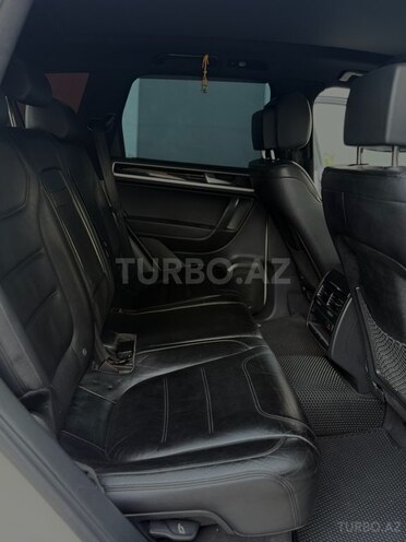 Volkswagen Touareg 2010, 278,000 km - 3.6 л - Bakı