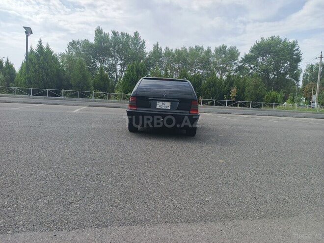 Mercedes C 180 1998, 815,760 km - 1.8 л - Şəki