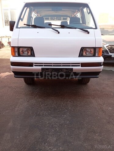 Mitsubishi L300 1986, 247,373 km - 2.5 л - Bakı