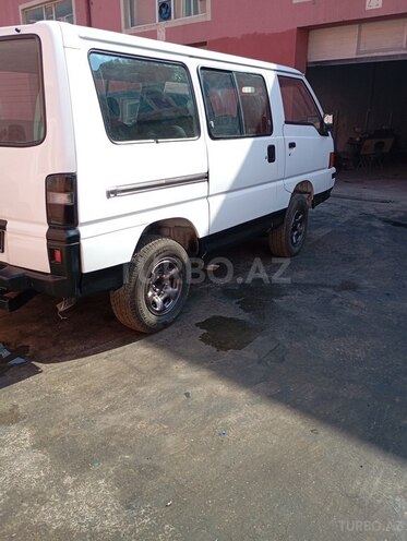 Mitsubishi L300 1986, 247,373 km - 2.5 л - Bakı