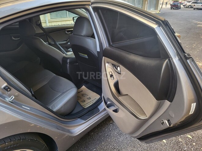 Hyundai Elantra 2014, 268,075 km - 1.8 л - Sumqayıt