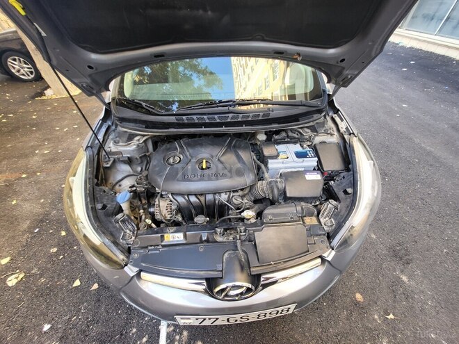 Hyundai Elantra 2014, 268,075 km - 1.8 л - Sumqayıt