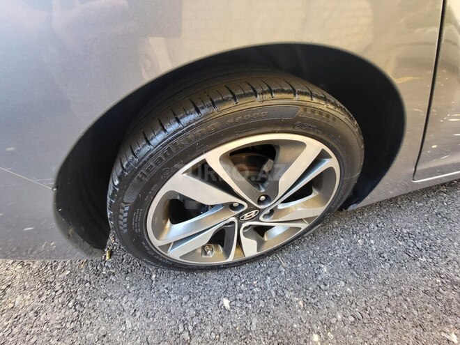 Hyundai Elantra 2014, 268,075 km - 1.8 л - Sumqayıt