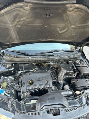 Kia Cerato 2011, 292,100 km - 1.6 л - Bakı