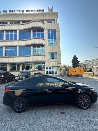 Kia Cerato 2011, 292,100 km - 1.6 л - Bakı