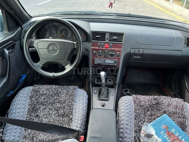 Mercedes C 230 1996, 261,803 km - 2.3 l - Şəki