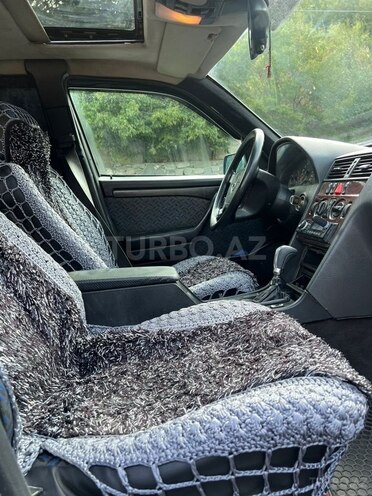 Mercedes C 230 1996, 261,803 km - 2.3 l - Şəki
