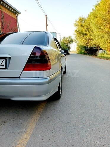 Mercedes C 200 1999, 310,000 km - 2.0 л - Beyləqan