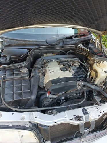 Mercedes C 200 1999, 310,000 km - 2.0 л - Beyləqan