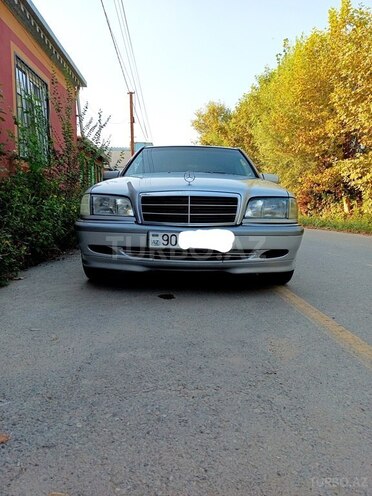 Mercedes C 200 1999, 310,000 km - 2.0 л - Beyləqan