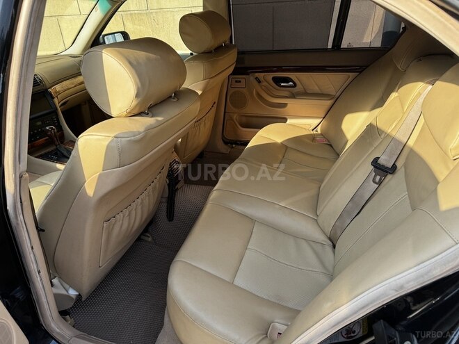 BMW 735 1989, 310,000 km - 3.4 л - Bakı
