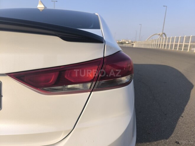 Hyundai Elantra 2018, 160,452 km - 2.0 l - Bakı