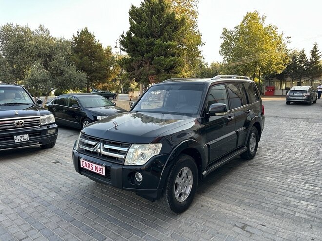 Mitsubishi Pajero 2007, 168,000 km - 3.0 л - Sumqayıt