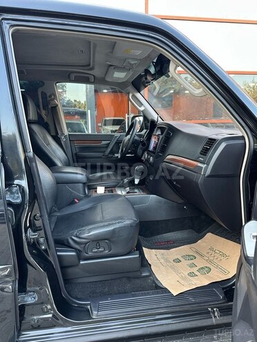 Mitsubishi Pajero 2007, 168,000 km - 3.0 л - Sumqayıt