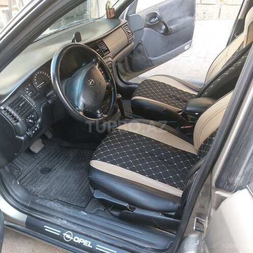 Opel Vectra 1997, 121,600 km - 2.0 l - Bakı