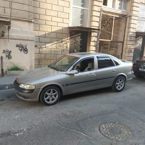 Opel Vectra 1997, 121,600 km - 2.0 l - Bakı