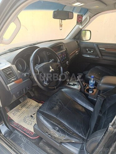Mitsubishi Pajero 2007, 244,000 km - 3.0 л - Bakı