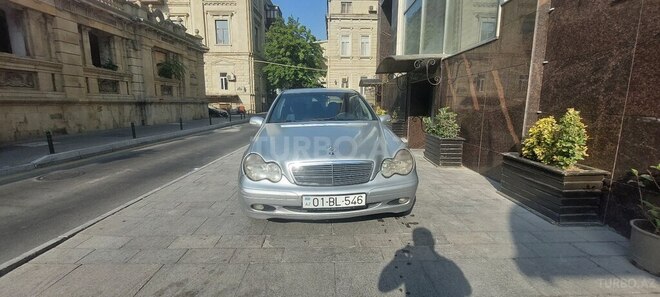 Mercedes C 200 2000, 413,339 km - 2.0 l - Bakı