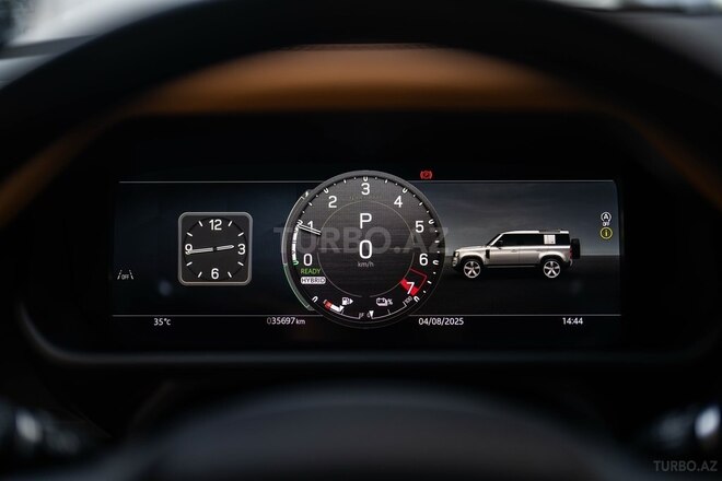 Land Rover Defender 2024, 35,800 km - 2.0 l - Bakı